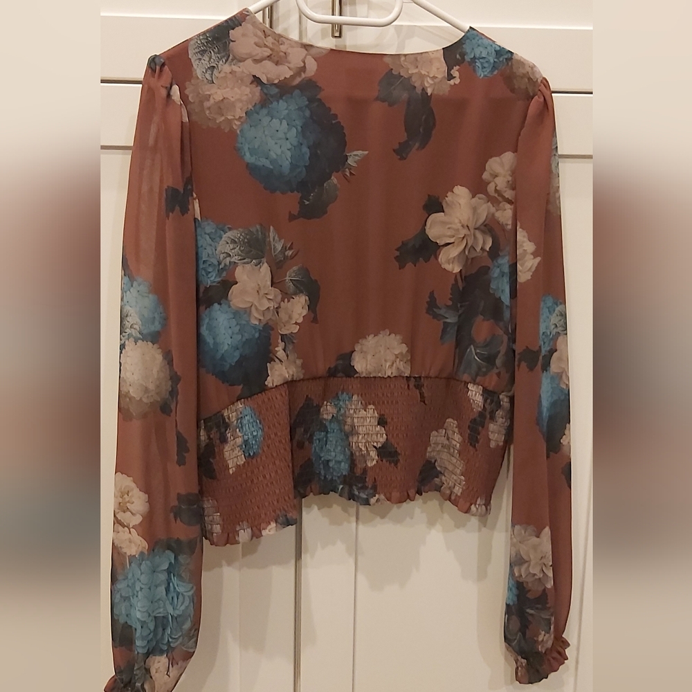 ARITZIA Wilfred Wistful Floral Top - Picture 8 of 11